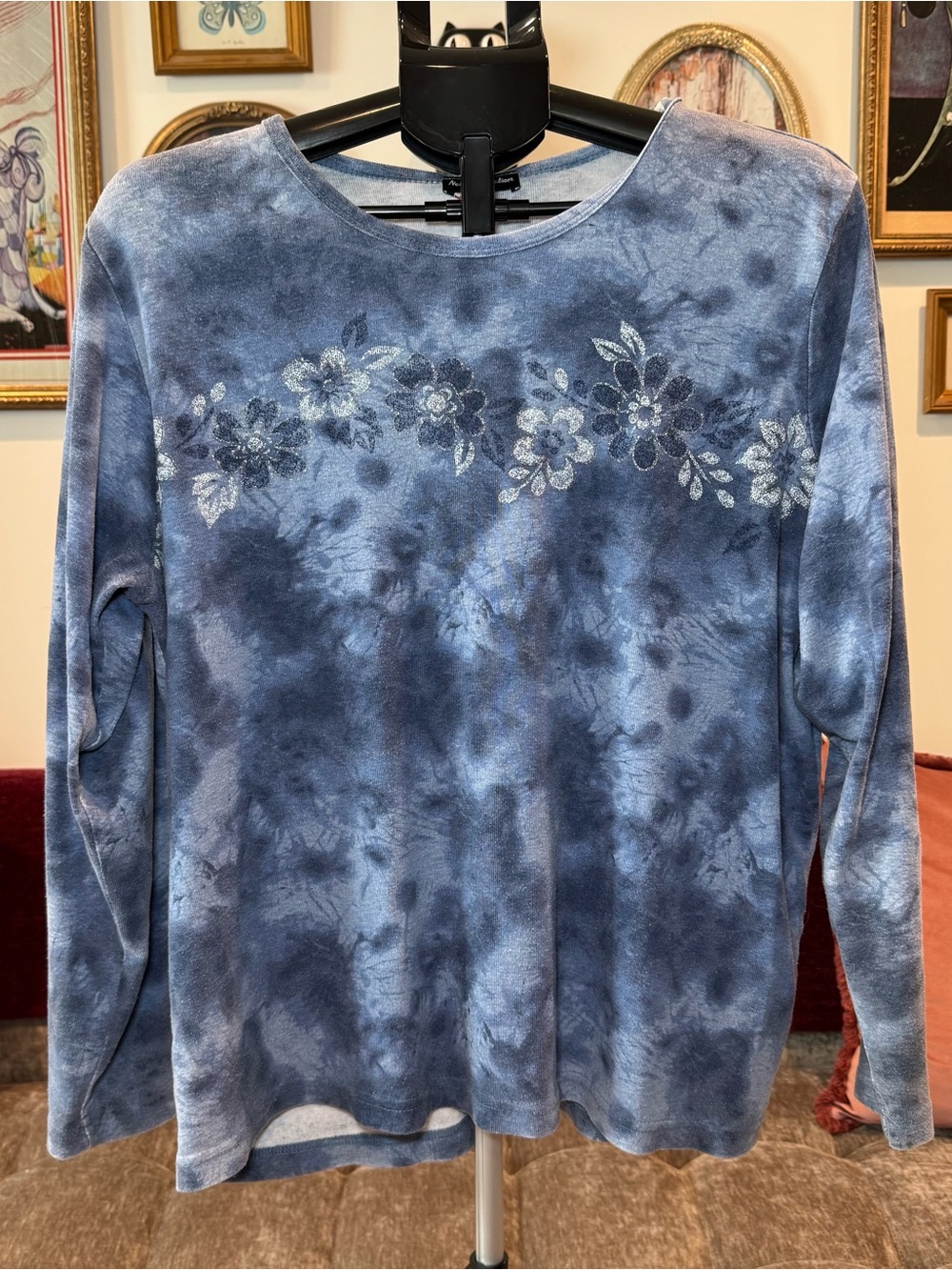 Women's Blue Tie-Dye Floral Long Sleeve Top